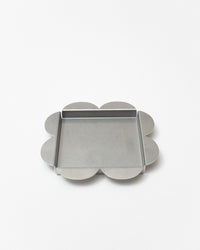 Clover Tray in Medium