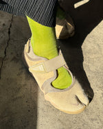 Plumage Glitter Tabi Socks in Wakakusa